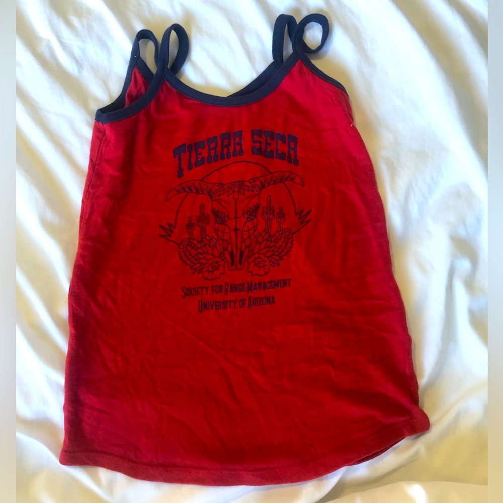 Tierra Seca red tank top with Blue accents